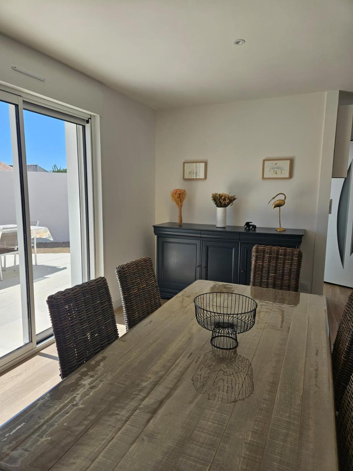 Maison De Vacances Entiere A 10 Mn De La Rochelle Dompierre-sur-Mer Екстер'єр фото