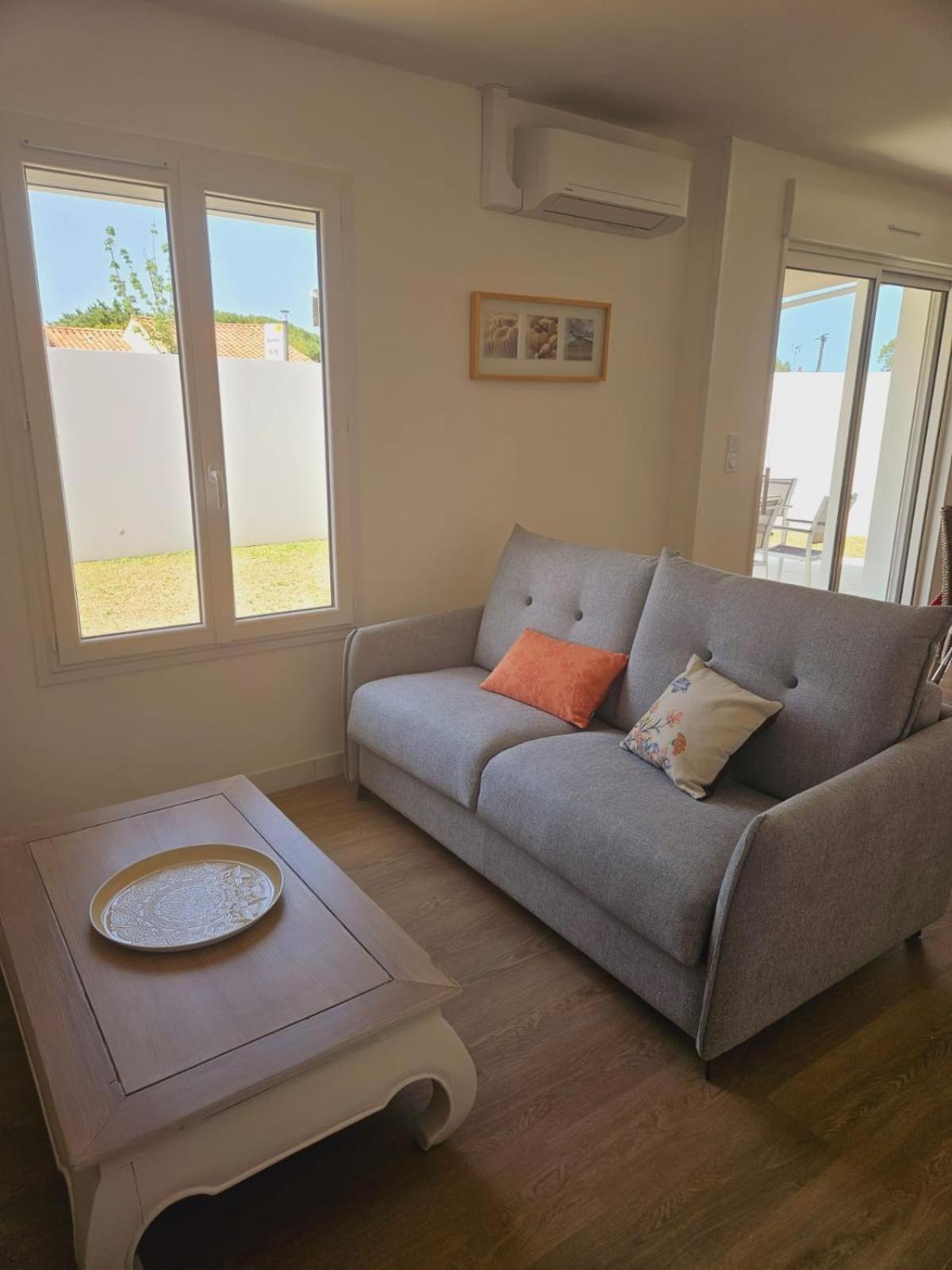 Maison De Vacances Entiere A 10 Mn De La Rochelle Dompierre-sur-Mer Екстер'єр фото