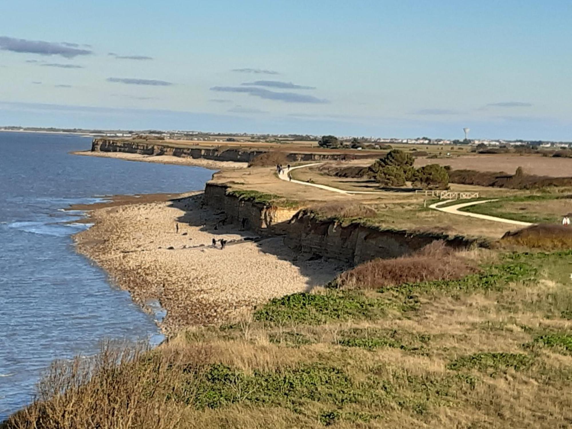 Maison De Vacances Entiere A 10 Mn De La Rochelle Dompierre-sur-Mer Екстер'єр фото