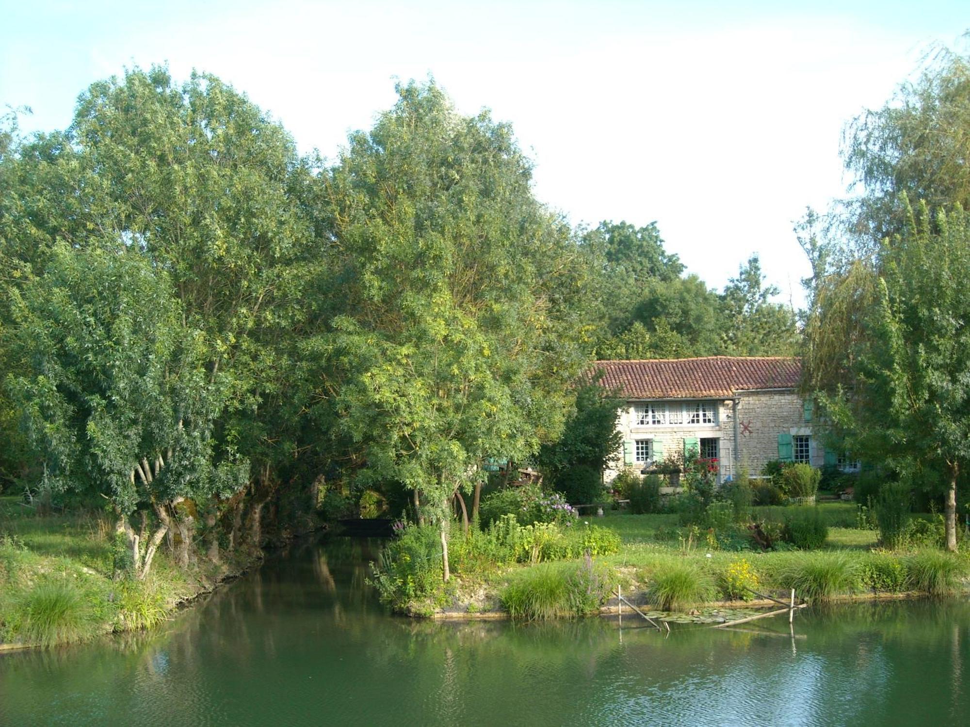 Maison De Vacances Entiere A 10 Mn De La Rochelle Dompierre-sur-Mer Екстер'єр фото