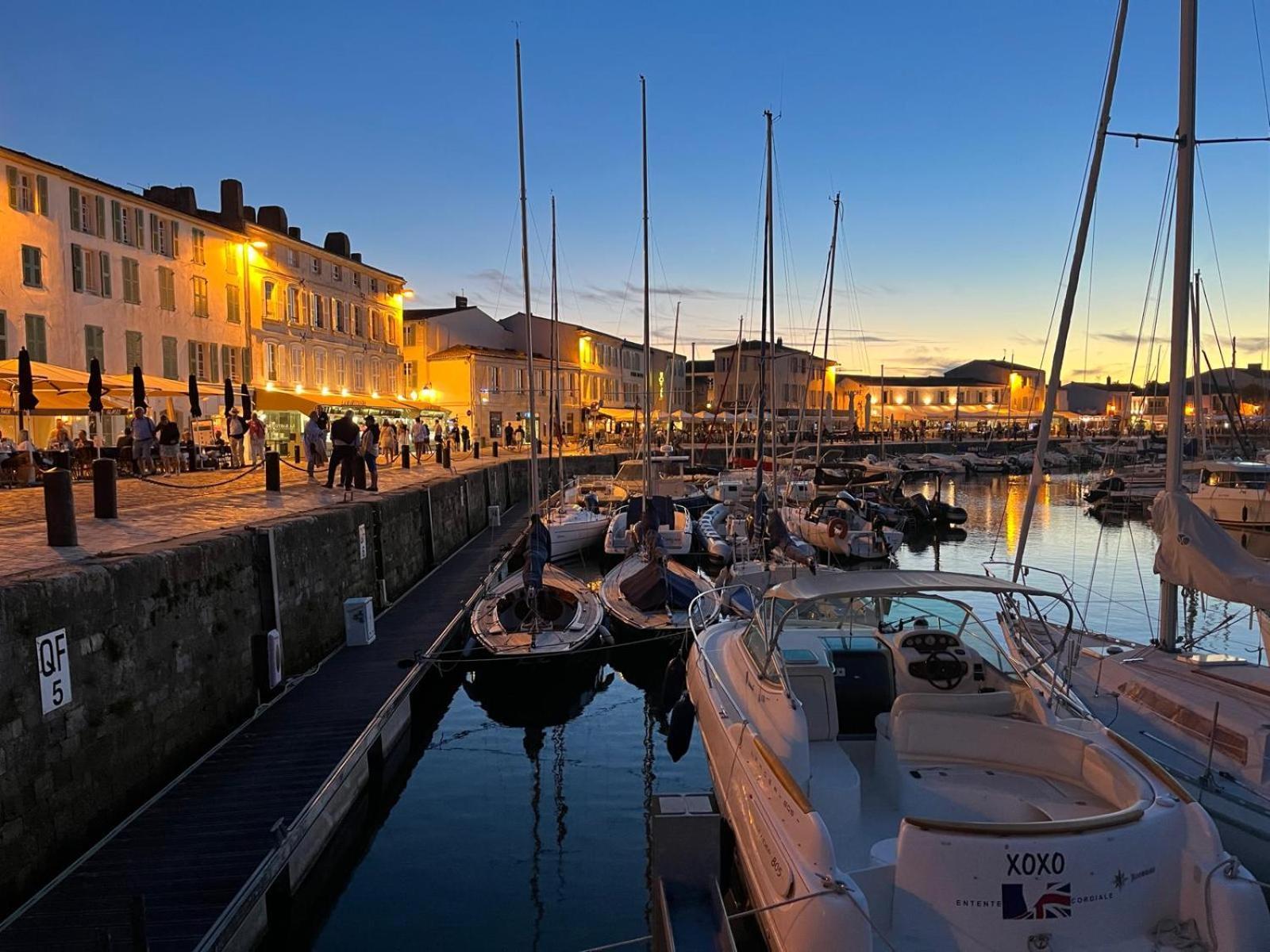 Maison De Vacances Entiere A 10 Mn De La Rochelle Dompierre-sur-Mer Екстер'єр фото